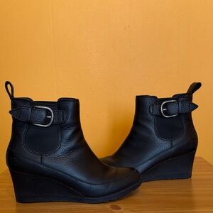 UGG Black Leather Wedge Ankle Boots with Buckle Detail